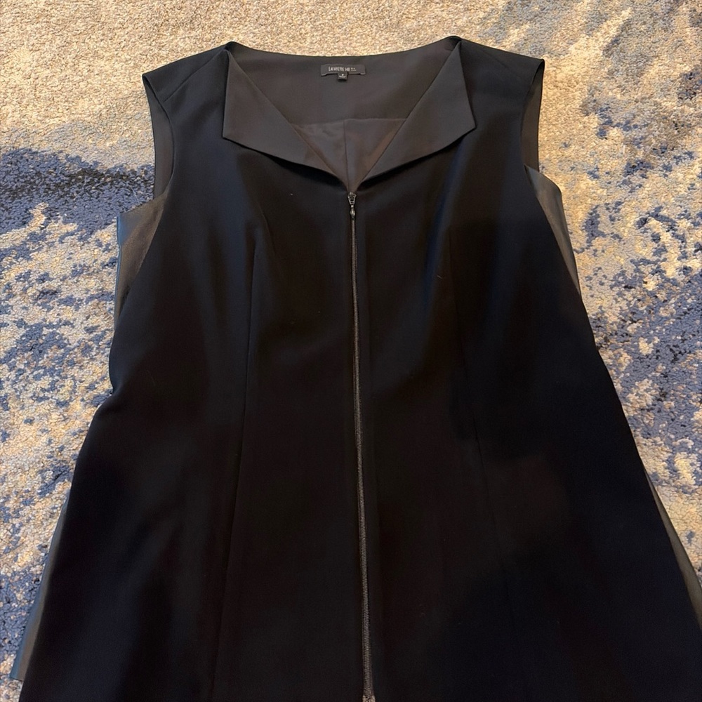 Lafayette 148 New York Black V-Neck Top